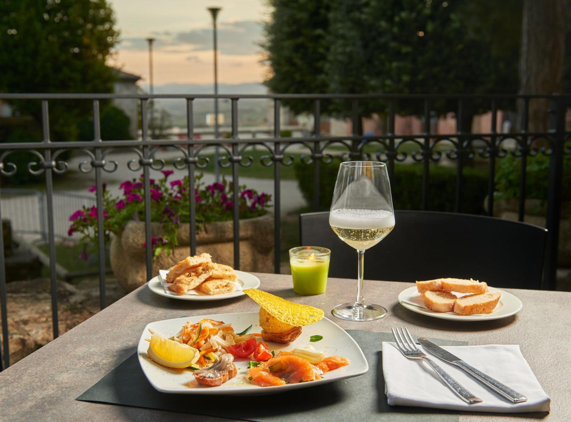 Hotel Ristorante La Ginestra Recanati Zewnętrze zdjęcie